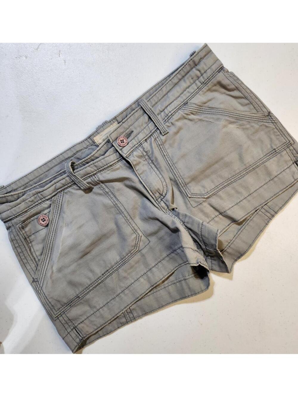 Ruehl No.925 Cargo Shorts Gray Women's Size 6 100% Cotton